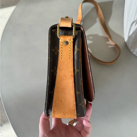 Authentic gently used Louis Vuitton Cartouchiere crossbody bag - Picture 5 of 10